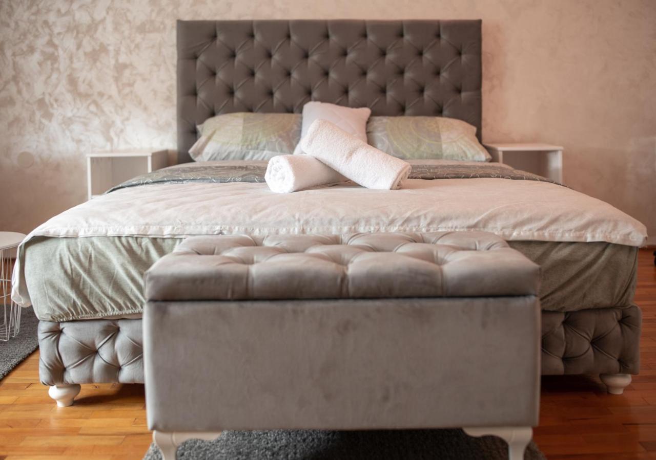 Delux Apartmani Požarevac 外观 照片