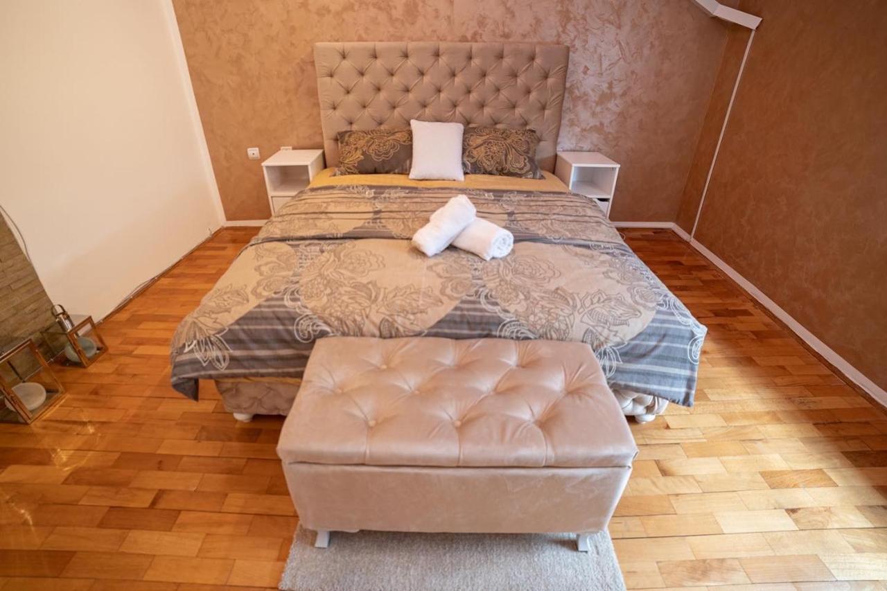 Delux Apartmani Požarevac 外观 照片